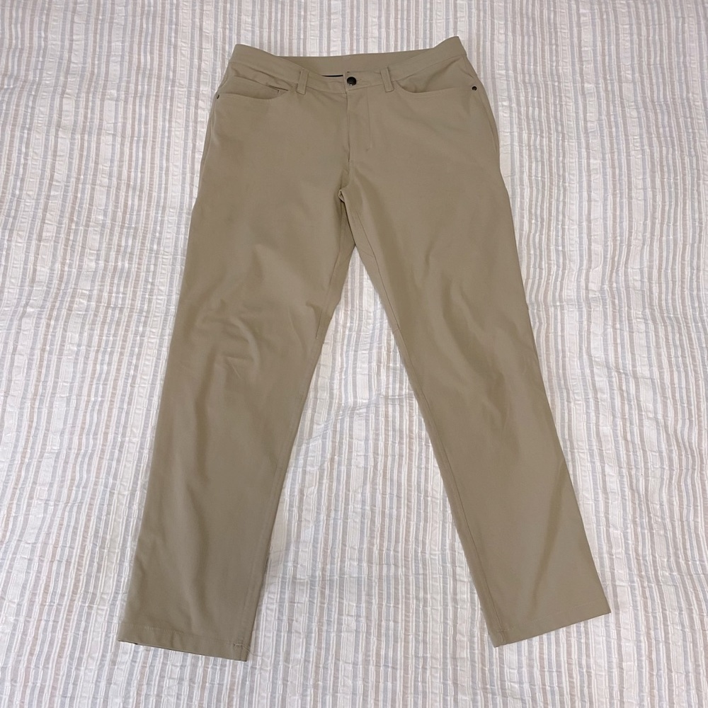 Lululemon On the Move ABC Khaki Pants 31x30